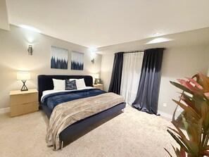 4 makuuhuonetta, silitysrauta/-lauta, ilmainen Wi-Fi, vuodevaatteet