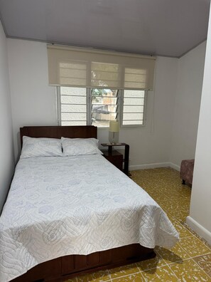 3 bedrooms, Internet, bed sheets - Spacious and Luminous Apartment in Roldanillo, Excellent Location (Roldanillo)