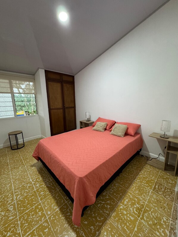 3 bedrooms, Internet, bed sheets