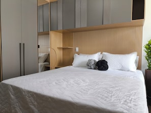 1 室のベッドルーム、アイロン / アイロン台、WiFi (無料)、ベッドシーツ