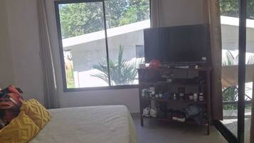 1 bedroom, internet, bed sheets