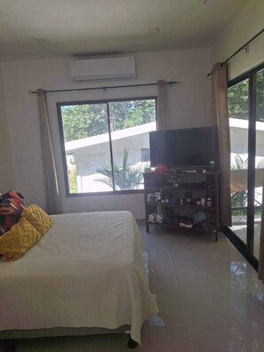 1 bedroom, internet, bed sheets