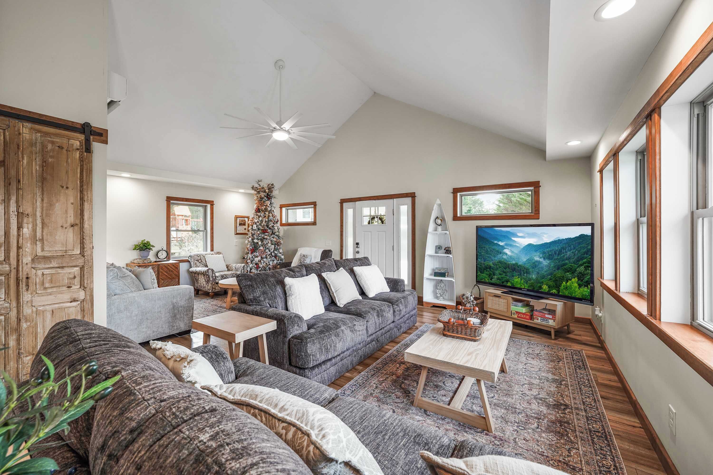 电视、壁炉、电子游戏、办公室