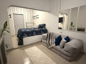 Internet, bed sheets - "Modern, practical and cozy." (La Paz)