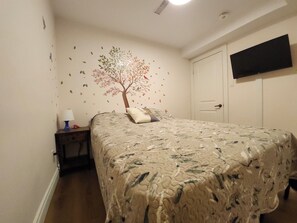 2 chambres, fer et planche à repasser, Wi-Fi gratuit, draps fournis