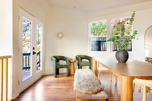 Dining - Lakeview Mountain Modern (Lake Arrowhead)