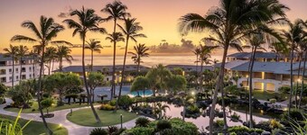 Hilton Vacation Club Point At Poipu 2-bedroom resort in  Koloa with cool AC