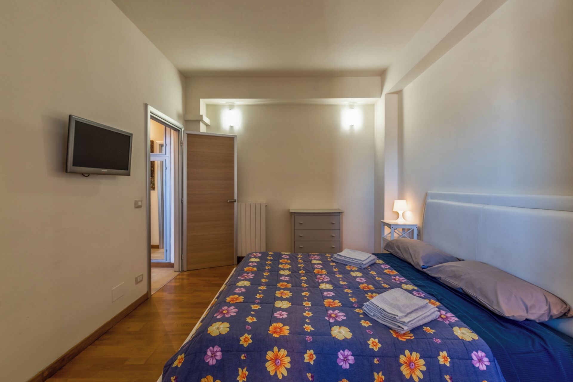 アイロン / アイロン台、WiFi、ベッドシーツ