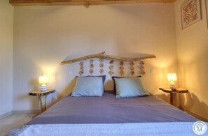 2 habitaciones, tabla de planchar con plancha y wifi gratis 