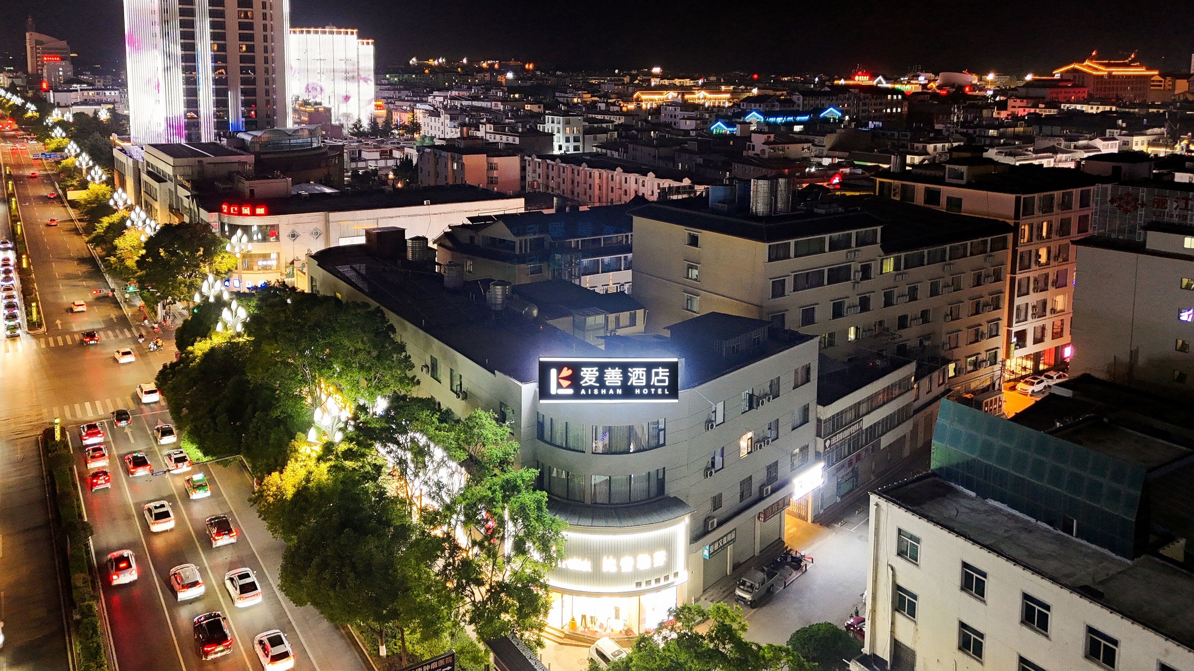 Façade de l’hébergement - soirée/nuit