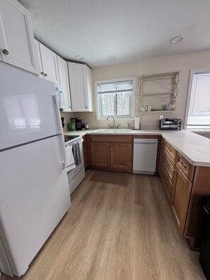 Fridge, microwave, oven, stovetop - Winter adventure, suite in Naples (Naples)