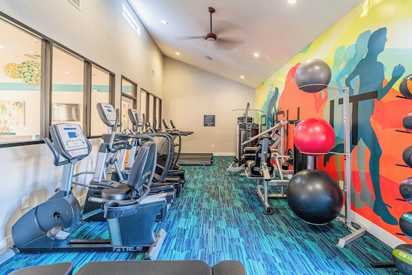 Fitness facility - Comfy, Clean, Quiet, & Affordable! Heart of Tempe! (Tempe)