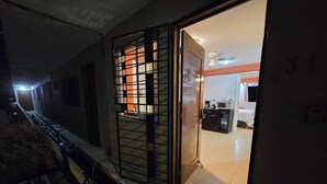 Apartamento, 1 habitación, balcón, vistas a la ciudad | Interior