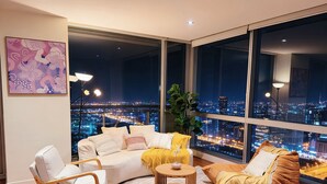 Interior - Spacious landmark in the heart of Mel CBD (Melbourne)