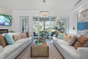 5 habitaciones y acceso a internet 
