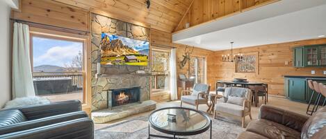 Televisio, takka, pöytäjalkapallopöytä