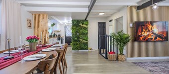 Summit Home - The Ultimate Summit of Style for 12