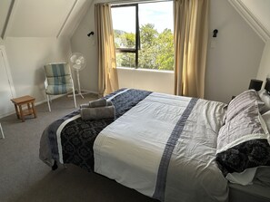 3 habitaciones, tabla de planchar con plancha y wifi gratis 