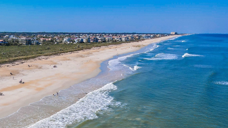 Boaters Dream Pool Spa Dock Walking Biking