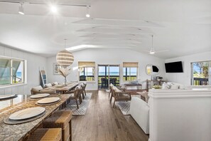 4 bedrooms, Internet - Oceanfront Steps to Sand Deck Pets Welcome (Palm Coast)