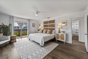 House - Oceanfront Steps to Sand Deck Pets Welcome (Palm Coast)