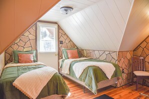 Property - BB Cabin By The River (Red River)