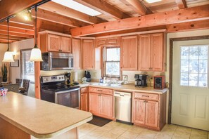 Property - BB Cabin By The River (Red River)