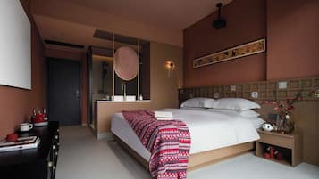 Standard Double Room, River View | Minibar, individually decorated, individually furnished, free WiFi