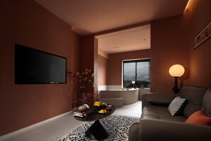 Phòng Suite cơ bản, quang cảnh sông | Minibar, trang trí khác biệt, trang bị nội thất với thiết kế riêng biệt