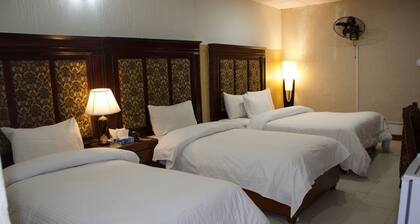 Spacious 11-bedroom house in beautiful Islamabad with AC and all other amenities