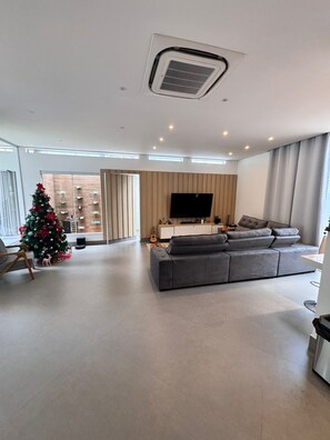 Interior - Wonderful house in the Cantareira Mountains (Caieiras)