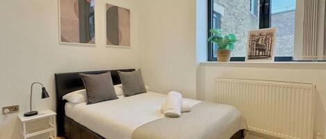 2 bedrooms, WiFi, bed sheets