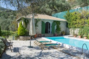 Pool - The Old House  - Long Term (Pigadisani)
