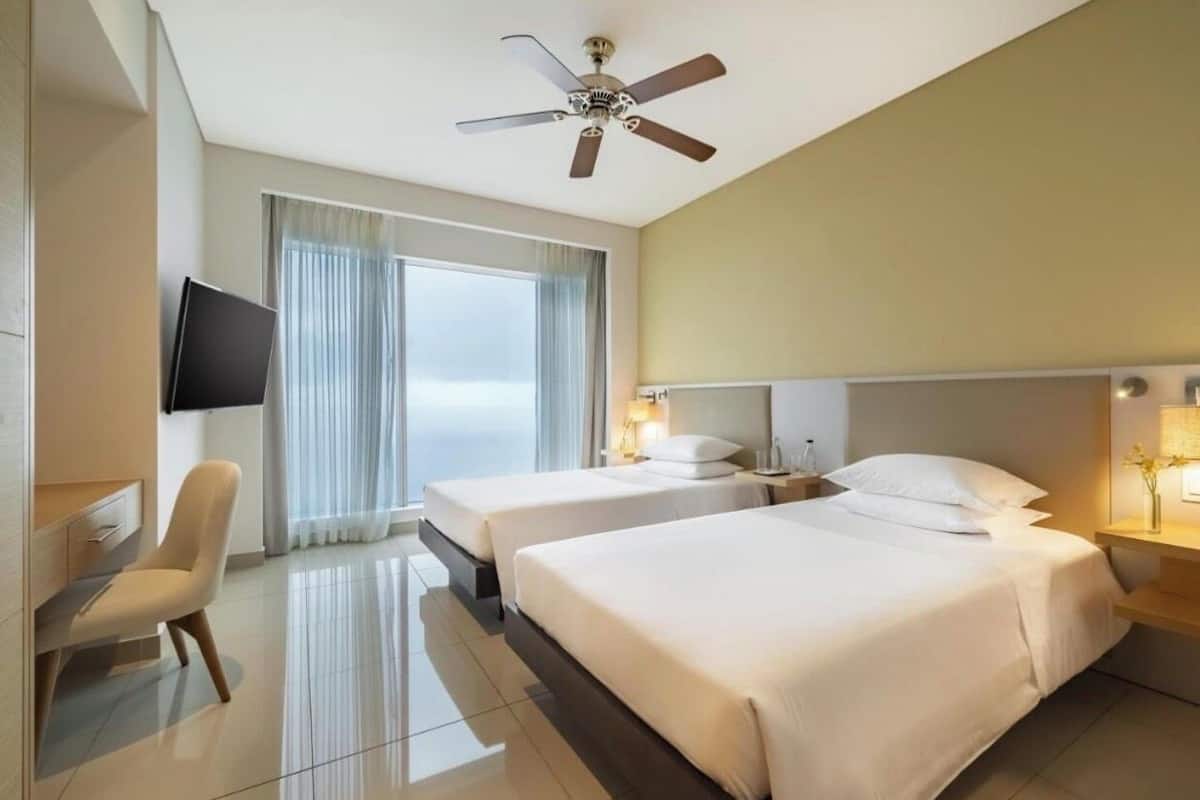 Classic Apartment, Balcony, Beach View