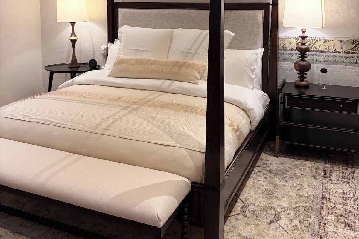 Luxury Suite, Non Smoking | Minibar, in-room safe, soundproofing, free WiFi