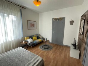 Iron/ironing board, WiFi, bed sheets - Charming F1 apartment in fraize 88230 (Fraize)