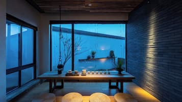 Suite de lujo, vista al patio | Vista desde la habitación