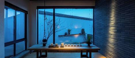 Suite de lujo, vistas al patio | Vistas desde la habitación