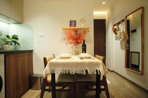 Reception - Aurelia Apartments (Tay Ho)