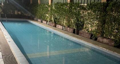 Spacious family-friendly apartment with Balcony!