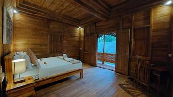 Junior-Villa, Poolblick