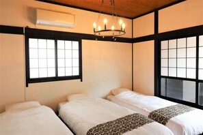 Apartamento básico, para não fumantes | Escrivaninha, cortinas blackout, ferros/tábuas de passar roupa