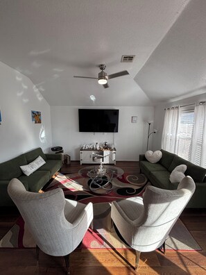 TV