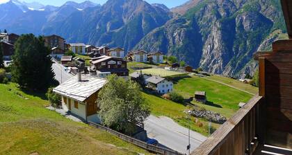 Gemütliche Wohnung für 4 Leute mit W-LAN, TV und Balkon