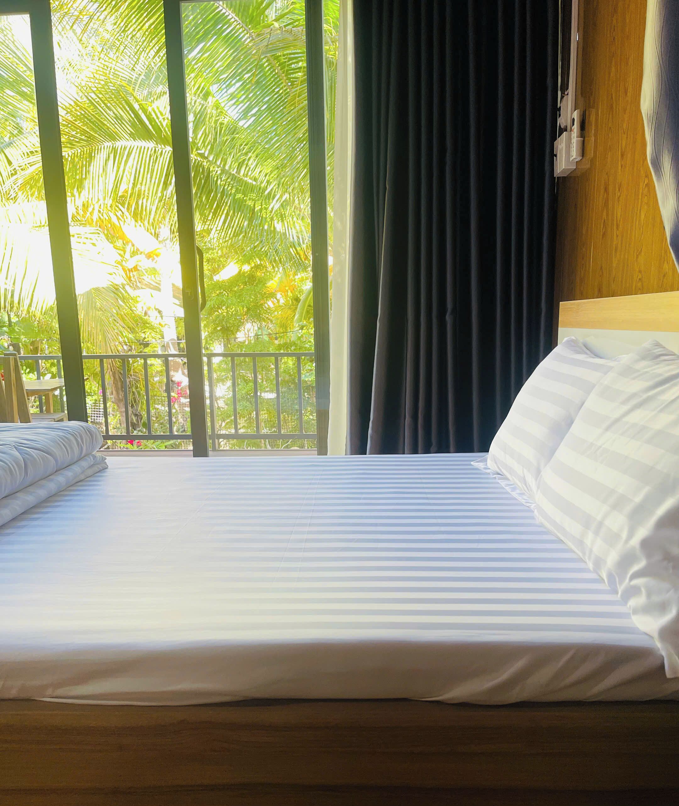 Deluxe Double Room, Balcony, Garden View | Garden view