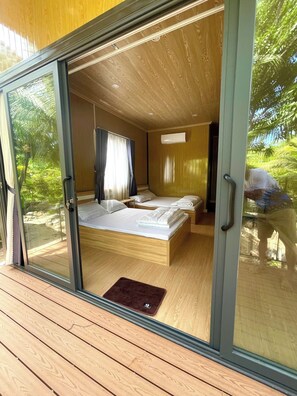 Family Room, Balcony, Garden View | Balcony - Farm Tan Tien (Tuy Phong)