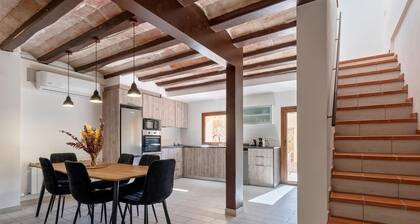 Family house with terrace and a/c 8min beach