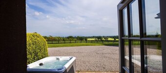 Drake's Rest, Kirklinton - a cottage that sleeps 2 guests in 1 bedroom