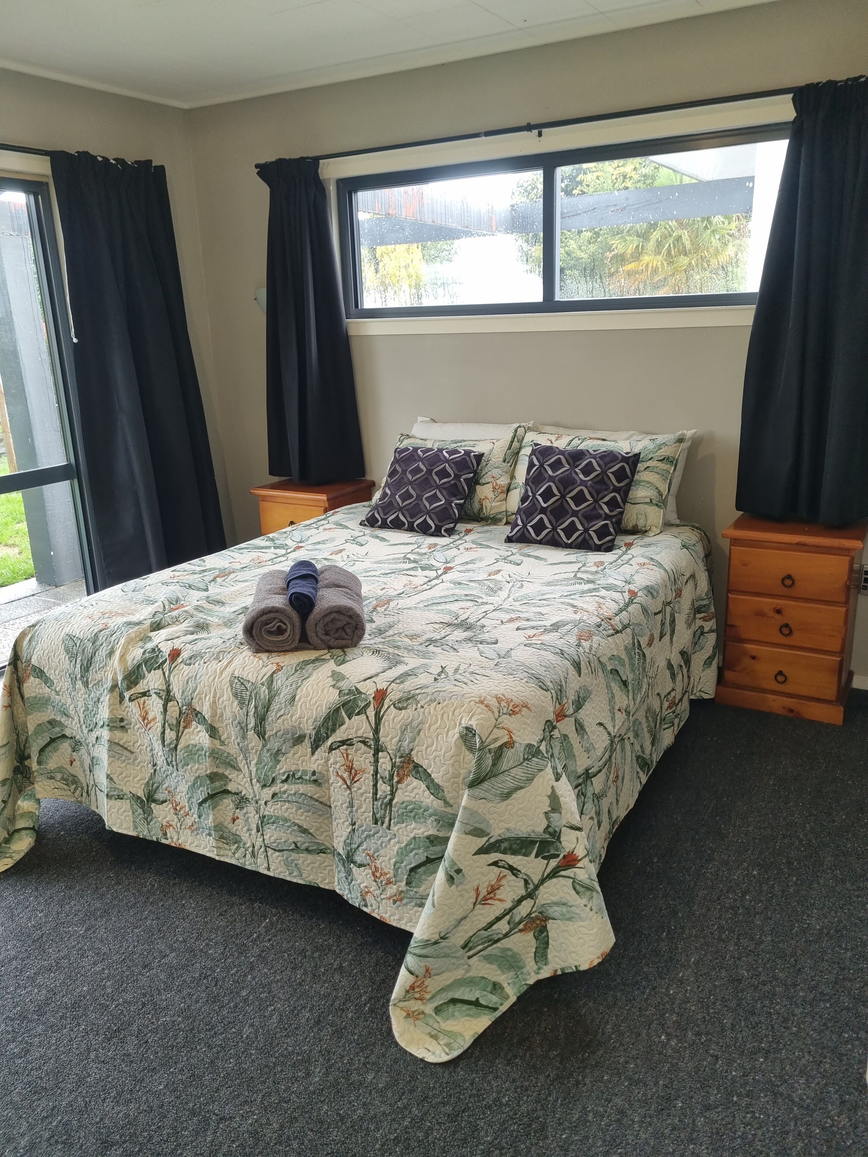 3 bedrooms, free WiFi, bed sheets