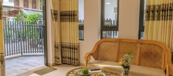 Aura Luxury Homestay  4-Bedrooms balcony CityCenter near Beach